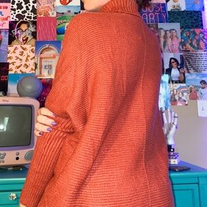 oversized turtleneck